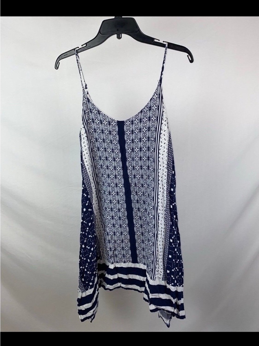 Dress - Picture 7 of 10